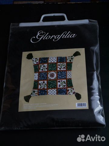Наборы для вышивки подушек фирма Glorafilia 2 шт