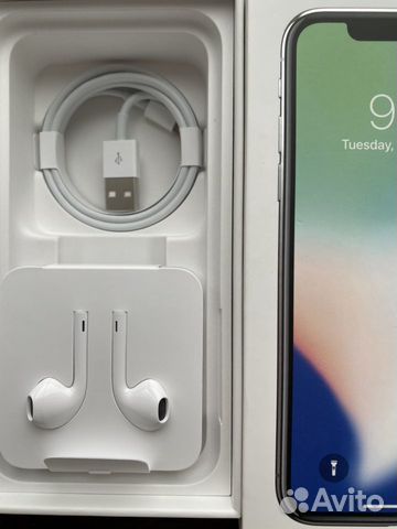 Телефон iPhone X