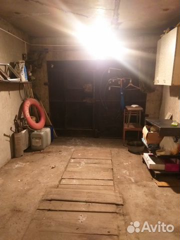 Гараж, > 30 м² Гараж, > 30 м²