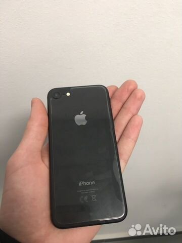 iPhone 8