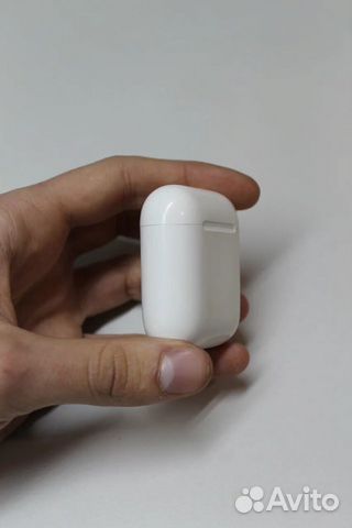 Кейс для наушников Apple AirPods Кейс для наушников Apple AirPods