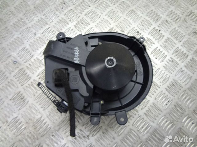 Моторчик печки VAG audi skoda VW Моторчик печки VAG audi skoda VW
