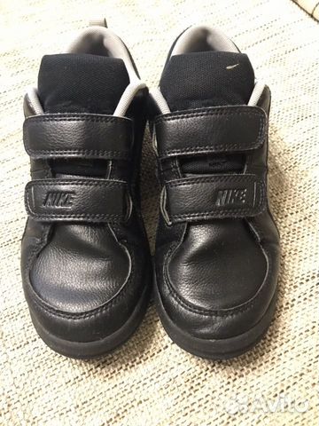 Кроссовки Nike