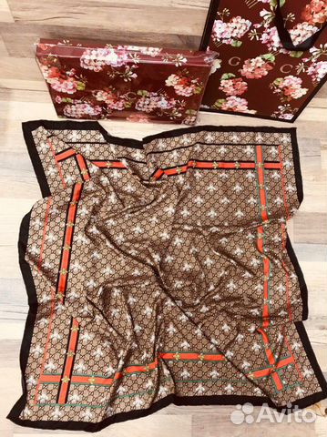Новый женский шёлковый платок Gucci Новый женский шёлковый платок Gucci