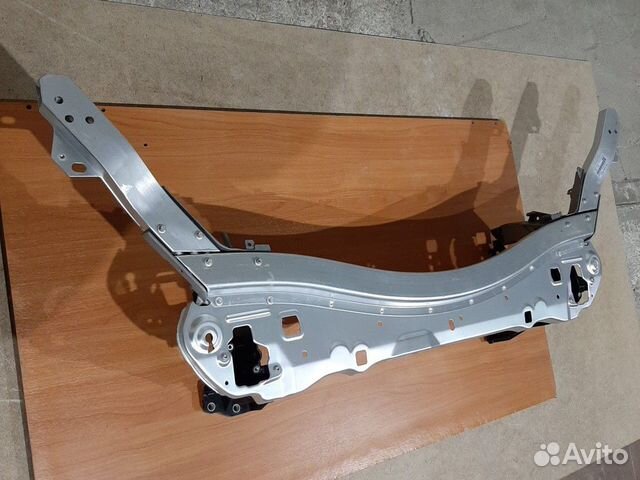 Мерседес панель передняя W213 телевизор