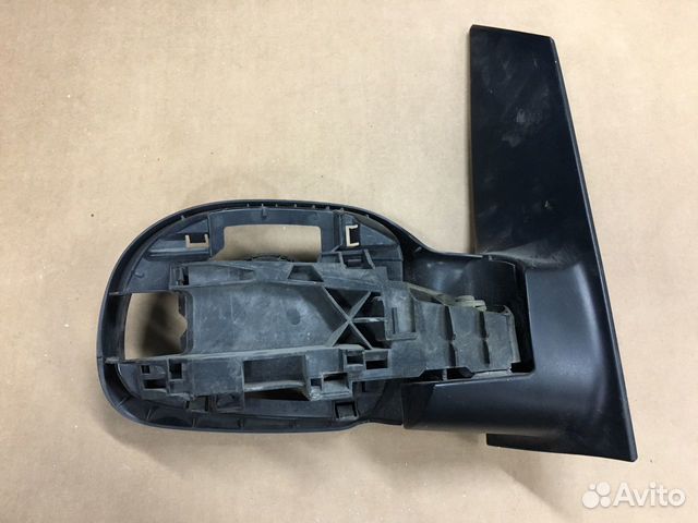 Корпус зеркала правый Mercedes W639 Корпус зеркала правый Mercedes W639