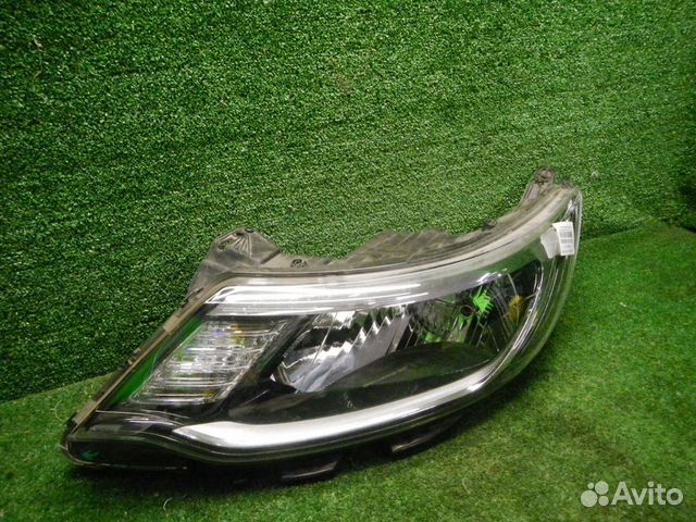 Фара левая KIA Rio 3 (15-17) галоген 921014X501 Фара левая KIA Rio 3 (15-17) галоген 921014X501