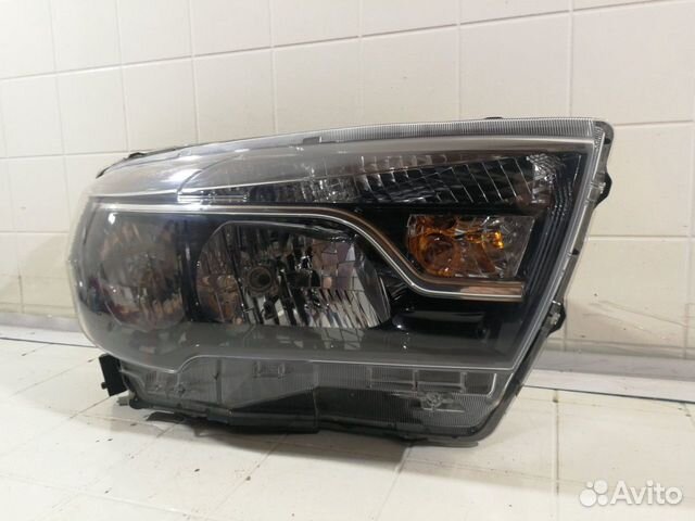 Фара передняя правая LADA Vesta 2180 / 2181 Фара передняя правая LADA Vesta 2180 / 2181