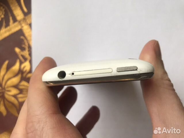 iPhone 3GS 16GB iPhone 3GS 16GB