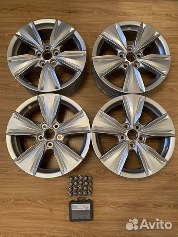 Диски бу оригинал Lexus R17 6.5J ET 45