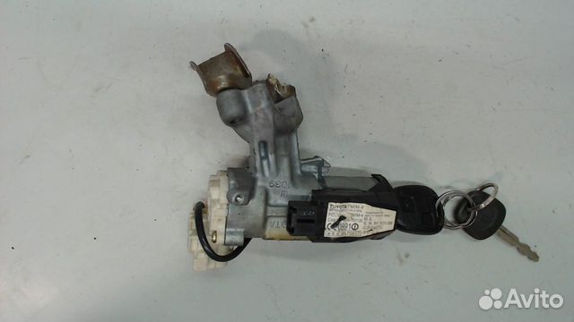 Замок зажигания Toyota Celica, 2002 Замок зажигания Toyota Celica, 2002