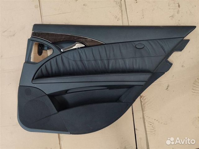 Обшивка двери задней правой Mercedes Benz W211 E Обшивка двери задней правой Mercedes Benz W211 E
