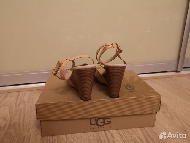 Босоножки Ugg Australia 41 размер Босоножки Ugg Australia 41 размер