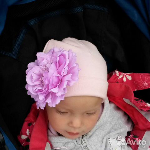 Шапочки разных цветов на мальчиков и девочек новые