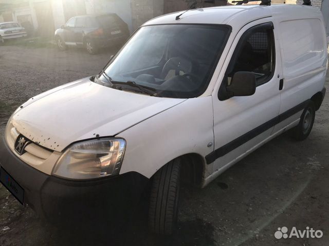 Peugeot Partner 1.4 МТ, 2010, 210 000 км Peugeot Partner 1.4 МТ, 2010, 210 000 км