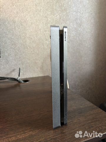 Sony PlayStation 4 Slim 1tb