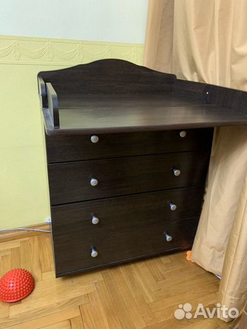 Кровать и комод Кровать и комод