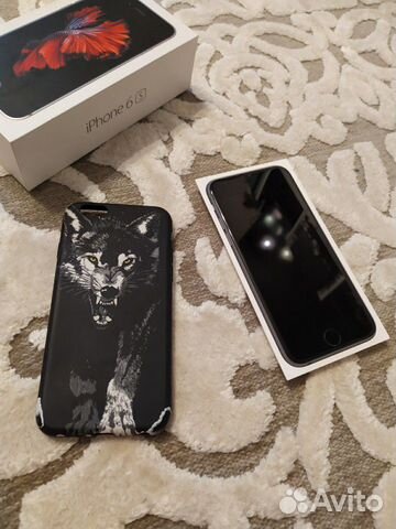 Телефон Apple iPhone 6s 32GB Телефон Apple iPhone 6s 32GB