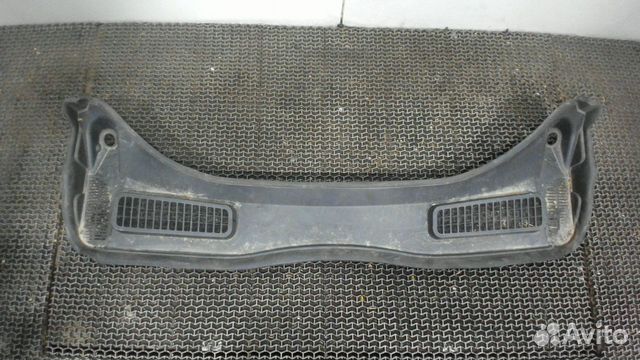 Накладка декоративная (дождевик) левая передняя Fo