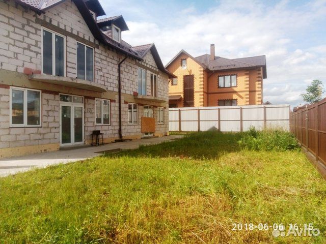 Таунхаус 228 м² на участке 4.5 сот.