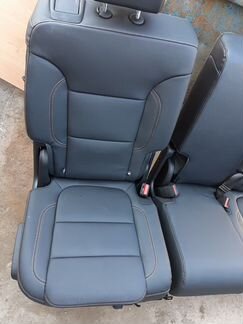 Второй ряд сидений диван Chevrolet Traverse ll