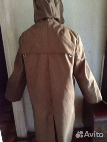 Плащ прорезиненный