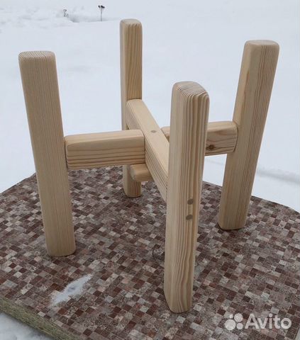 Подставки для цветочных горшков