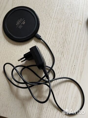 Беспроводная зарядка Rivacase