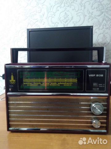 Радиоприемник VEF 202 Олимпийский