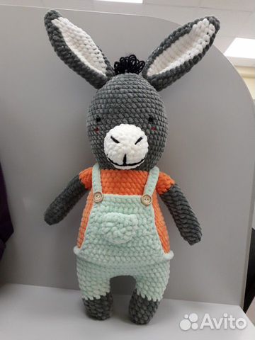 Плюшевый ослик