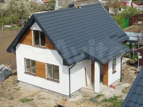 Дом 98 м² на участке 8 сот.