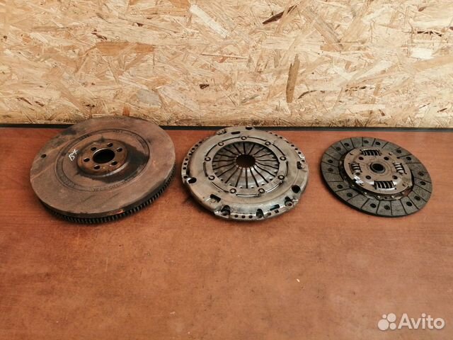 Маховик сцепление VW Passat B7 2011-2015