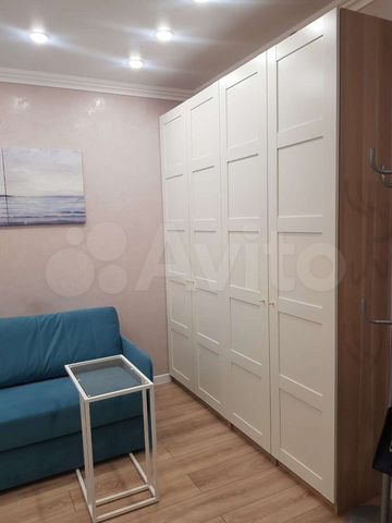 2-к. квартира, 43 м², 2/18 эт.