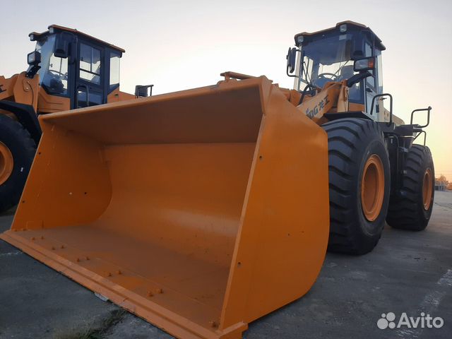 Фронтальный погрузчик Lonking CDM856, 2023