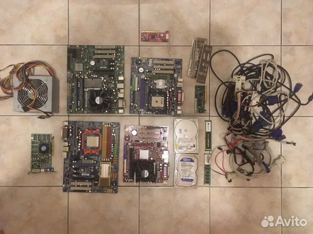 Запчасти компьютерные и мониторы