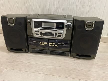 Музыкальный центр