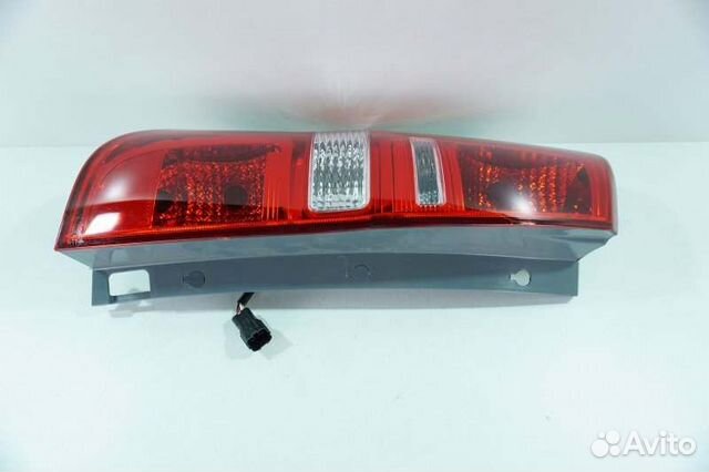 Фонарь левый Hyundai H-1 2 2008-2015