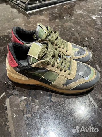 Кроссовки valentino