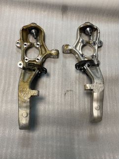 Поворотный кулак передний mercedes 166 292