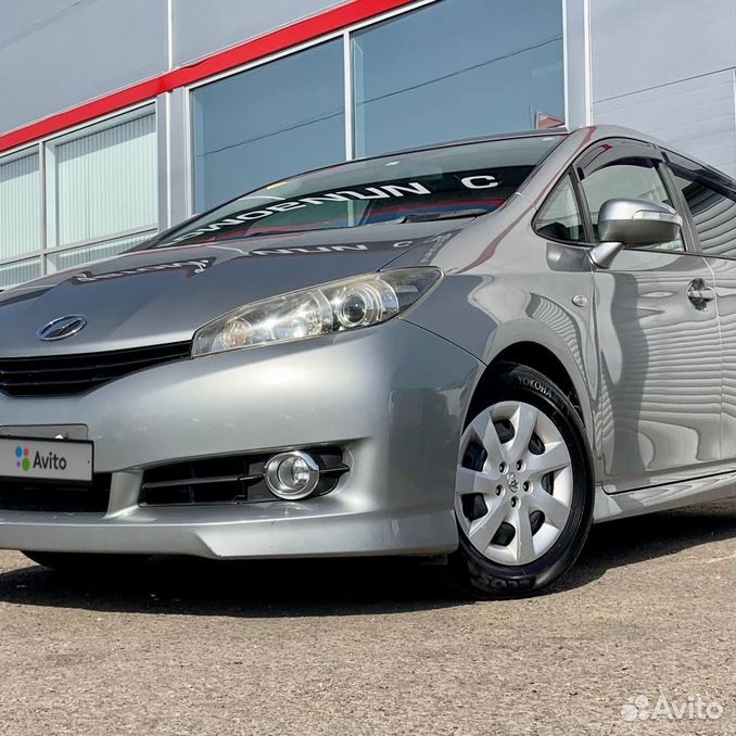 Toyota Wish 2011