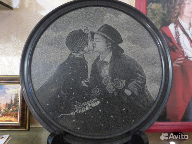 Каменная тарелка