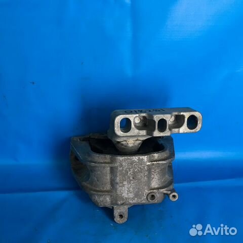 Опора двигателя (подушка) правая skoda Octavia A5