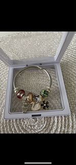 Браслет детский с шармами