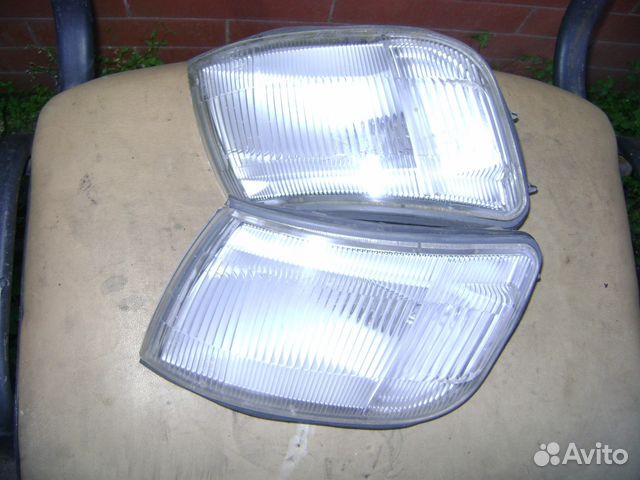 Правый поворотник на Мицубиси Спейс Вагон 1993 г.в купить в ...
