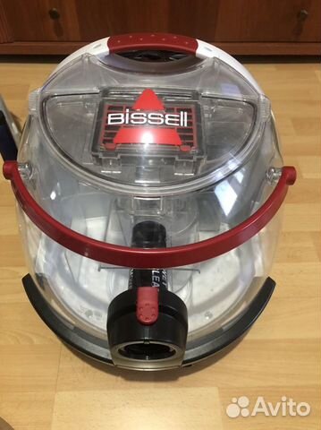 Моюший пылесос bissell