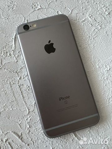 Телефон iPhone 6s 64