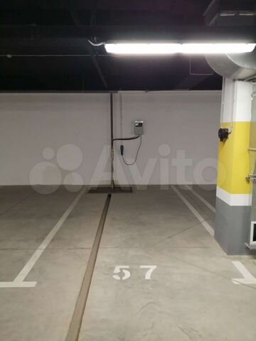 Машиноместо, 13 м²