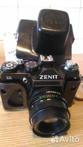 Фотоаппарат Зенит 11 со вспышкой в родном кофре