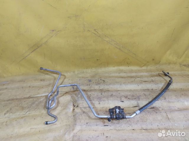 Шланг кондиционера Cadillac SRX 2003-2009 Кадилак