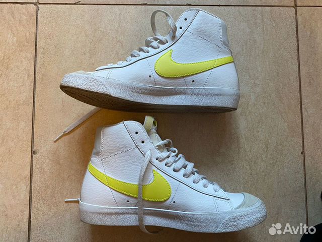 Кроссовки Nike Blazer Mid '77 женские